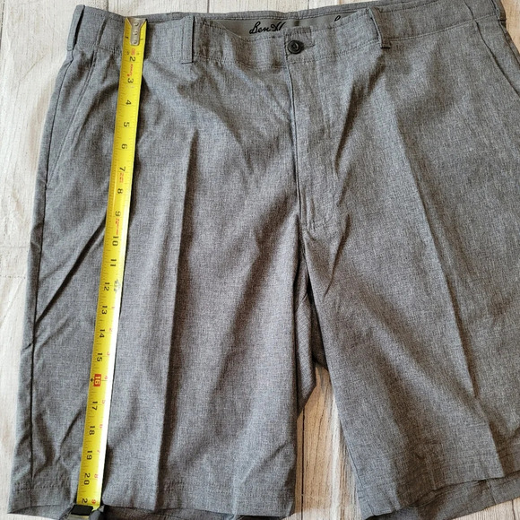 Ben Hogan Performance Men's °Size 40. Active Flex Waistband Stretch Golf 50 UPF. - Picture 9 of 9
